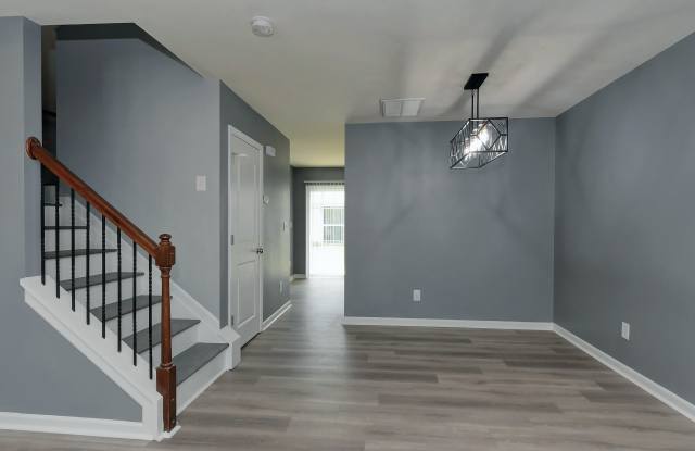 1329 Killashee Ct Gallery 2