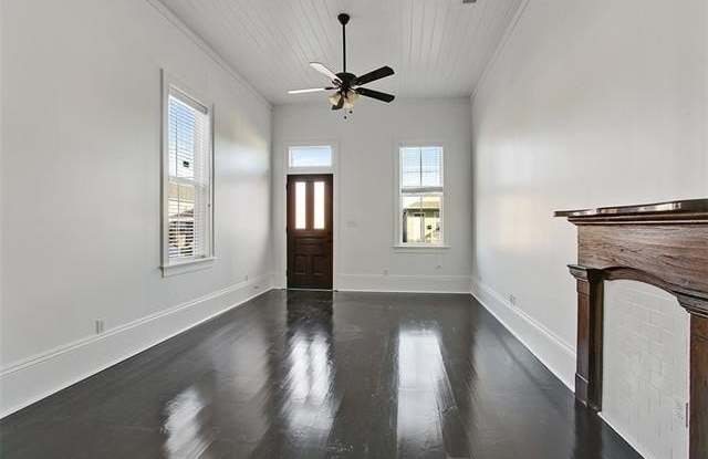529 S HENNESSEY Street Gallery 2