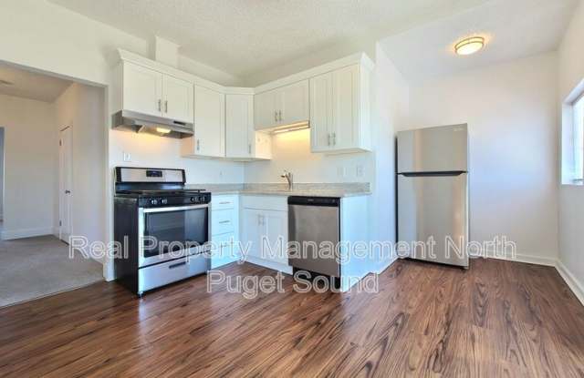 2626 Rucker Ave photos photos