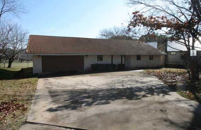 111 Millwood Gallery 2