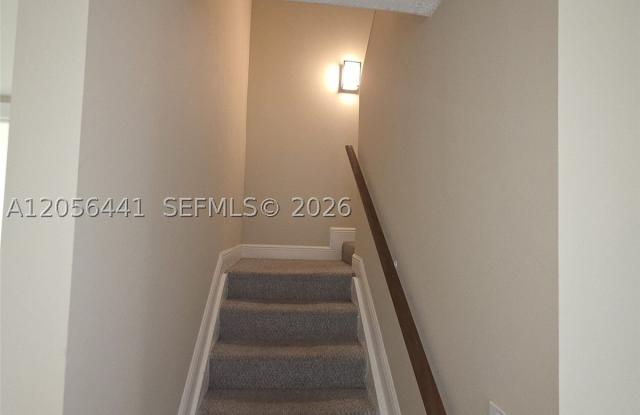 12142 ST ANDREWS PL Gallery 4