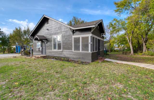 1819 NW 38th ST, Unit B photos photos