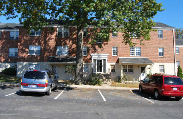 EDGEWOOD - THE GROVE - 3 BEDROOM CONDO - 6208 Baker Circle, Edgewood, MD 21040