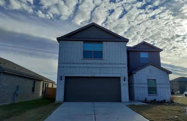 2001 Sandalwood Way photos photos