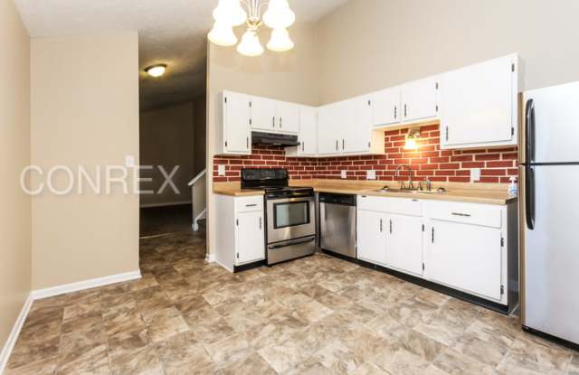8507 New Field Circle Gallery 3