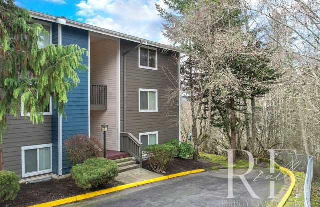 Top-Floor 1-Bedroom Condo with Stunning Mountain Views in Vikings Crest! photos photos