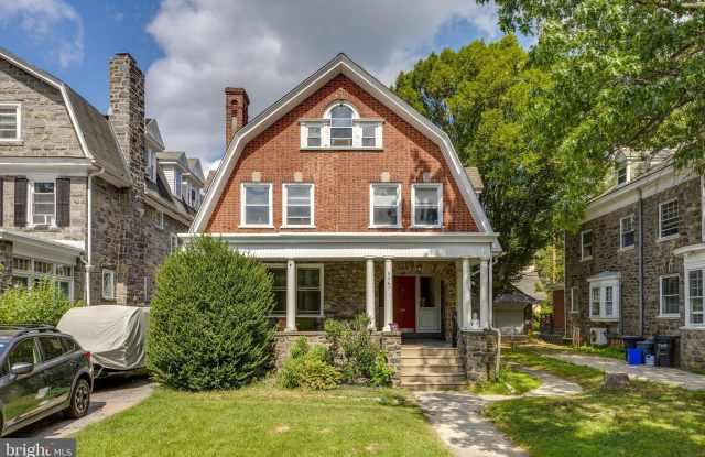 6367 WOODBINE AVENUE photos photos