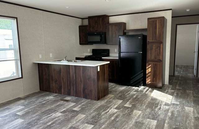 2121 Panhandle Rd photos photos