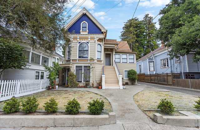 2241 San Jose Ave #B - 1 bedroom | 1 bath | Lower unit photos photos