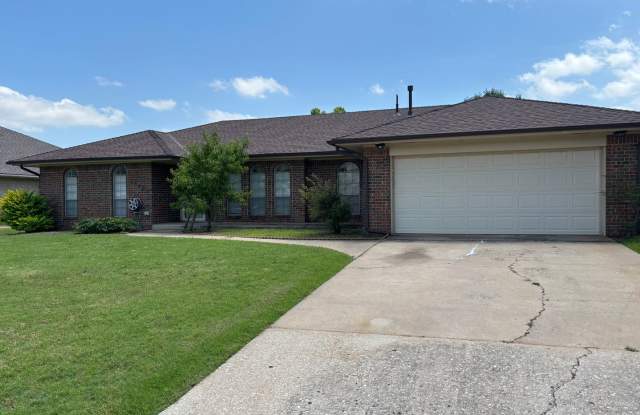 Large Home in NW. OKC, . Putnam City Schools photos photos