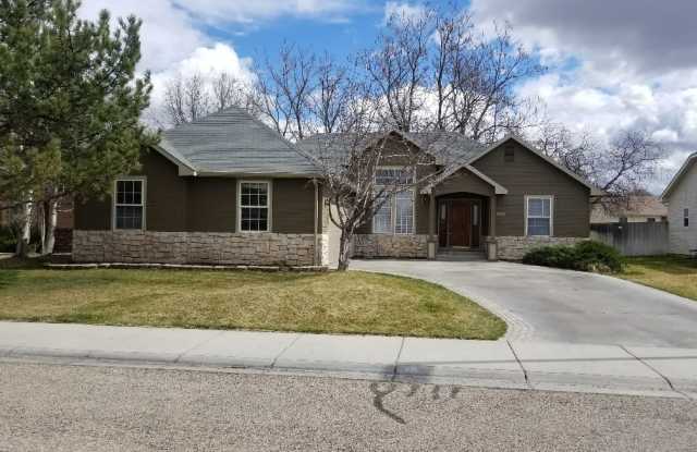 Nice Meridian Home Gallery 1