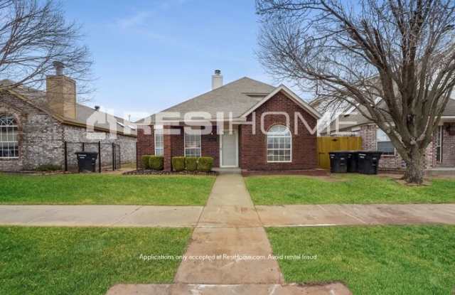 2512 Lakecrest Drive photos photos