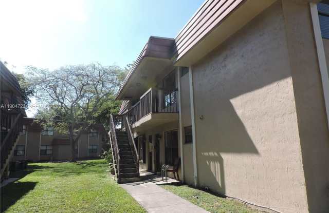 14867 SW 104th St photos photos