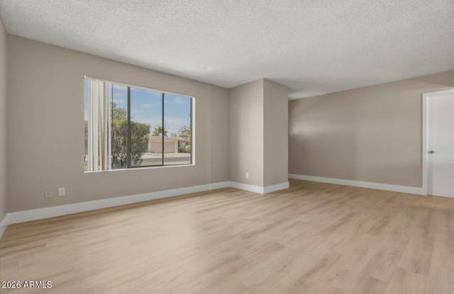 309 E PEBBLE BEACH Drive Gallery 4