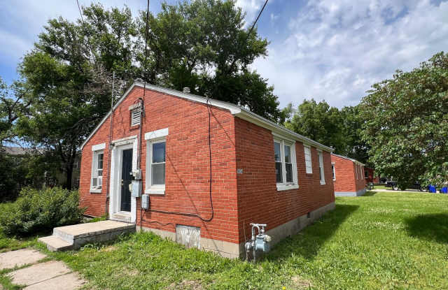 2 Bed 1 Bath Single Family Home Gallery 1