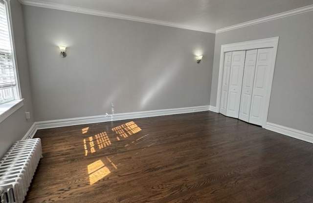 1010 Hinman Ave. photos photos