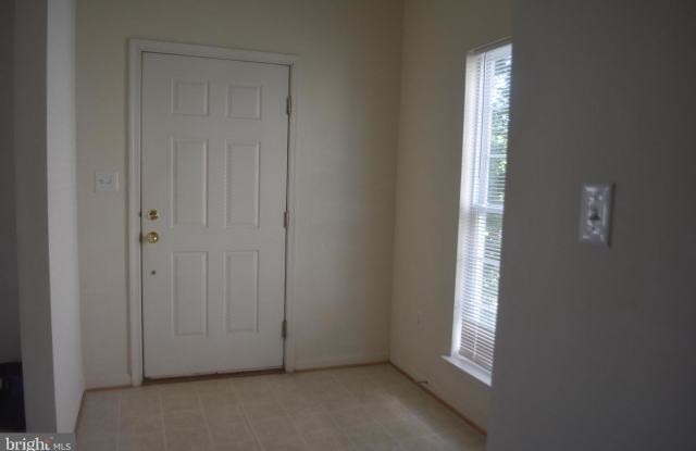 1909 CAMELIA CT Gallery 3