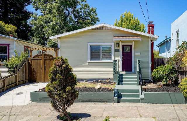 1462 Curtis St photos photos