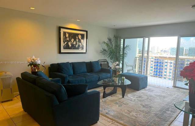 500 Bayview Dr photos photos