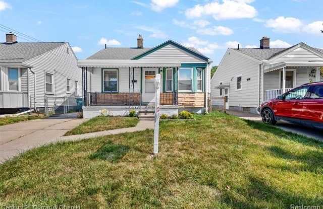 582 Mill Street photos photos