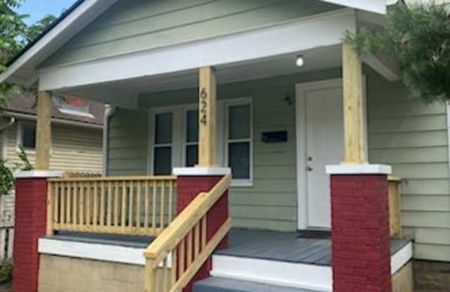 624 E Gates St photos photos