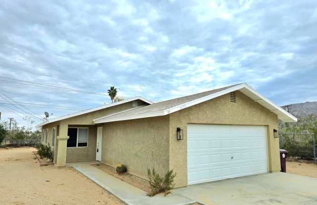 Perfect Family Home: 3-Bedroom, 2-Bath Gem photos photos