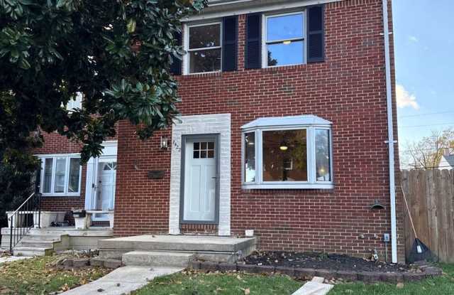 Beautiful 3 Bedroom 2 Bath House In Parkville - 8422 Harris Avenue, Parkville, MD 21234