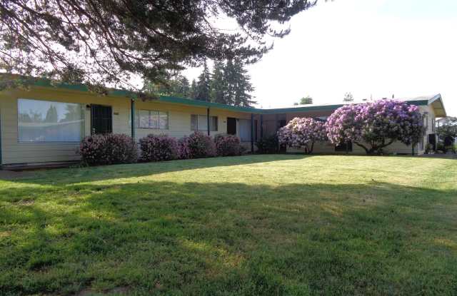 1054 Clearview Ave NE Keizer, OR 97303- 2 photos photos 1054 Clearview Ave NE Keizer, OR 97303- 2 photos photos