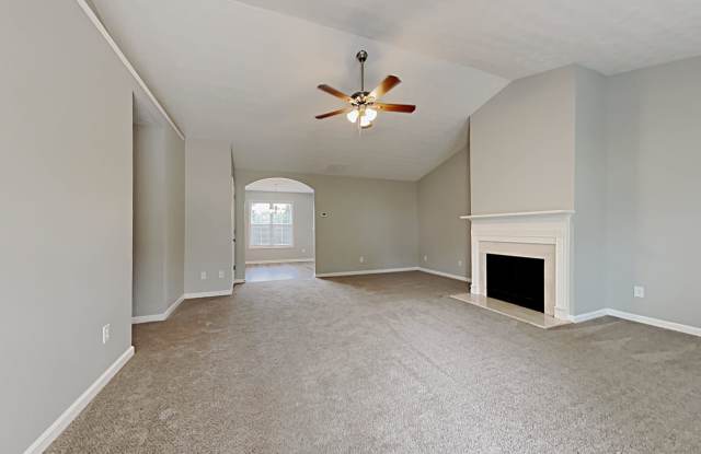 347 Royal Oaks Drive Gallery 2