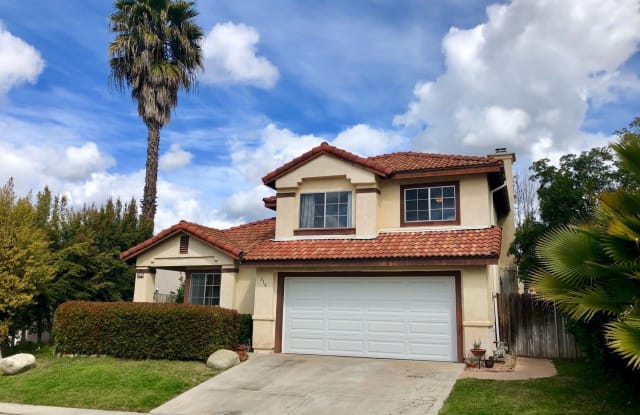 310 Paseo Marguerita - 310 Paseo Marguerita, Vista, CA 92084
