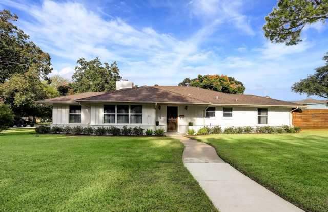 3718 Linkwood Drive - 3718 Linkwood Drive, Houston, TX 77025