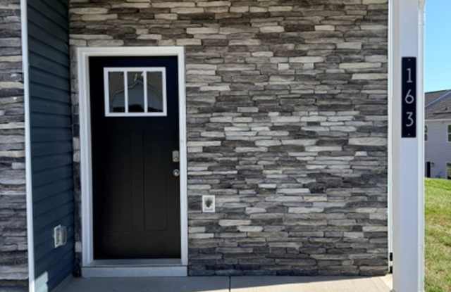 Seymour 37865 - 3 bedroom 2.5 bath townhome - call Troy Adams 865-233-6949 Gallery 3