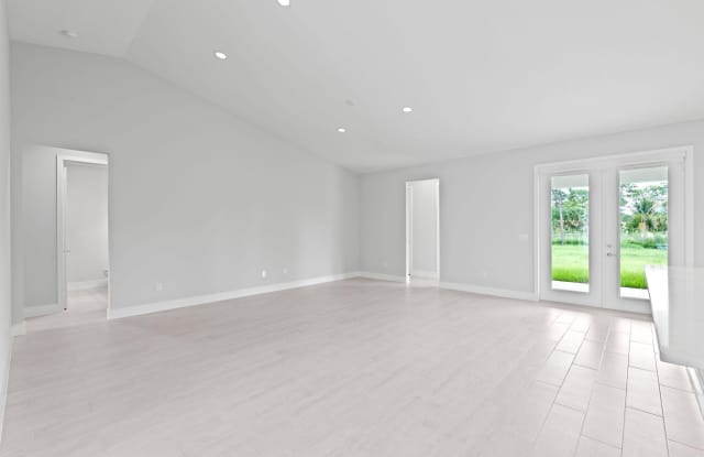11299 42nd Road N Gallery 4