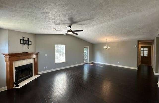 4187 Red Oak Drive Gallery 4