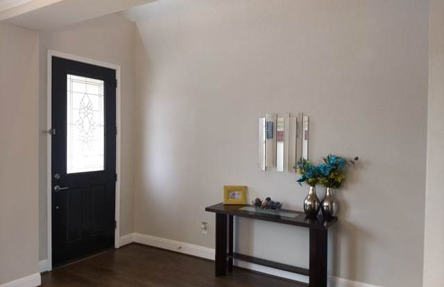 13820 Tribeca Gallery 2