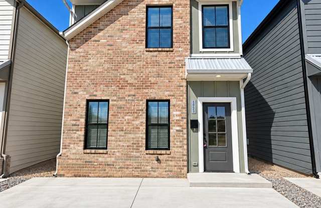 Modern Farmhouse 3-Bedroom Townhome for Rent Gallery 1
