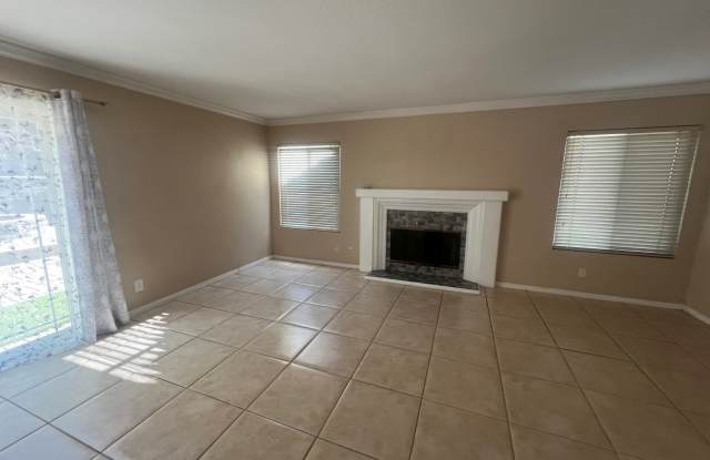 41296 Magnolia Street Gallery 3