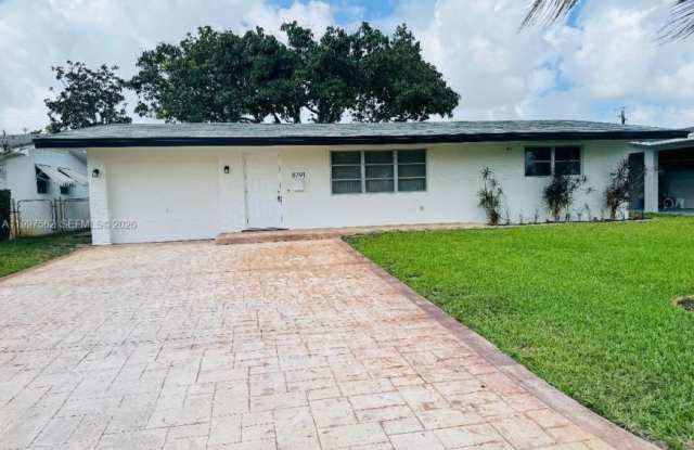 8791 NW 12th St photos photos