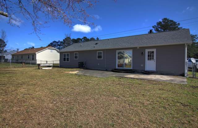 329 McCotter Boulevard Gallery 3