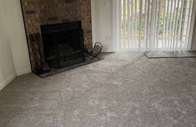 12150 Southwest Spur Court Gallery 1