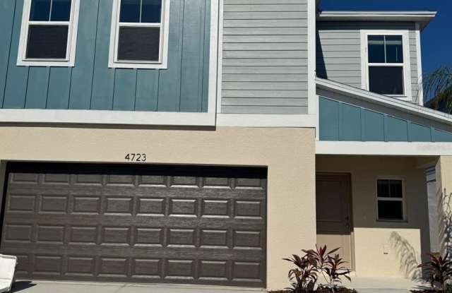 4723 ROLLING LAKE LANE photos photos