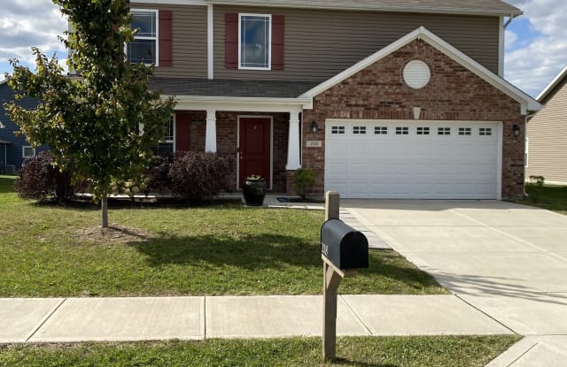 208 Thistlewood Drive - 208 Thistle Wood Drive, Greenfield, IN 46140