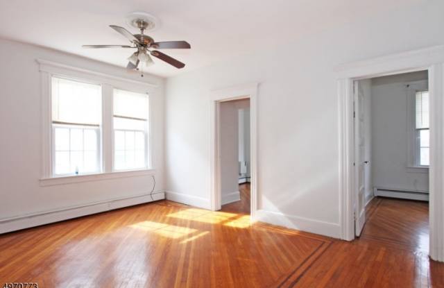92 BARTHOLDI AVE Gallery 2