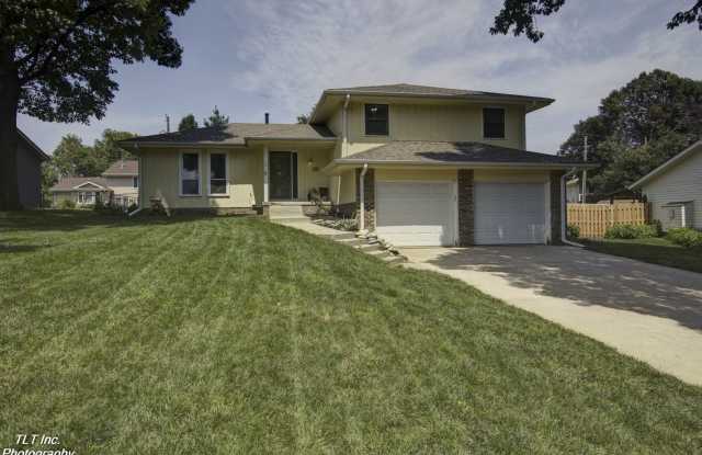 WELCOME HOME! photos photos