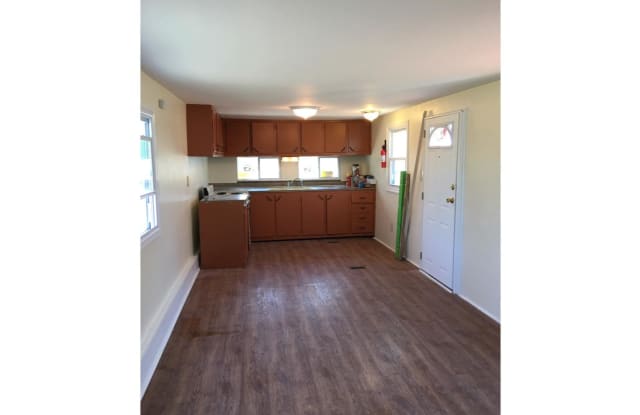 917 BILLINGSPORT ROAD - 917 Billingsport Rd, Gloucester County, NJ 08027