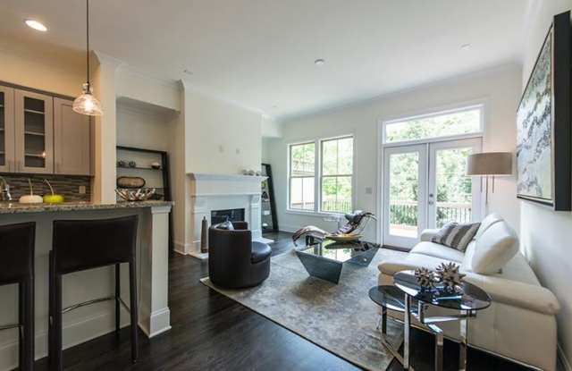 1242 Virginia Court Gallery 4