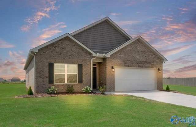 15906 Glenncrest Lane - 15906 Glenncrest Lane, Huntsville, AL 35749