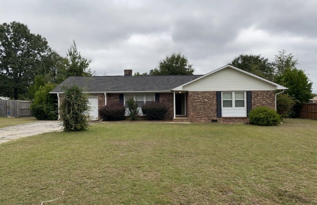 507 Jamestown Avenue - 507 Jamestown Avenue, Fayetteville, NC 28303
