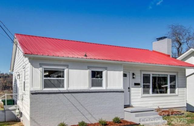 561 Depot Street photos photos