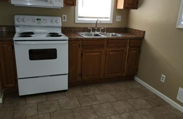 2 Bedroom 1 bath All Updated photos photos